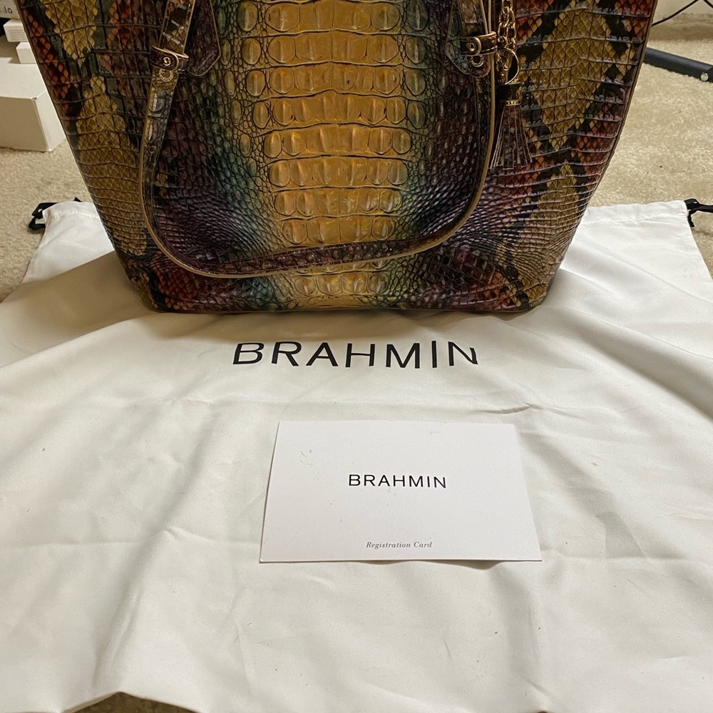 Brahmin Duxbury Scatchel - Picture 6 of 6